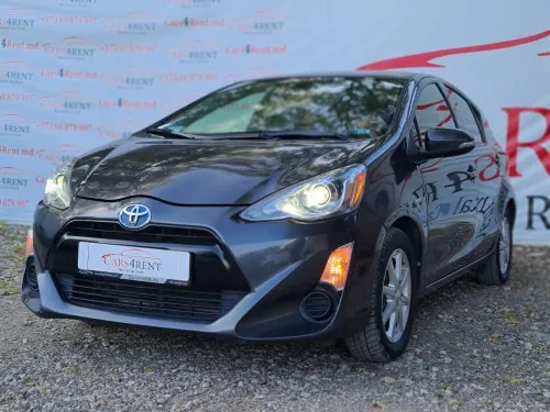 toyota prius c 